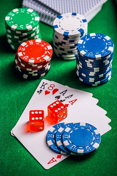 Event details panel on opelgaming slot showing draw time, promotional bonus, and tier benefits